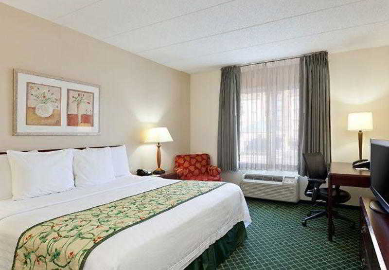 Fairfield Inn & Suites Chicago Midway Airport Bedford Park Rum bild